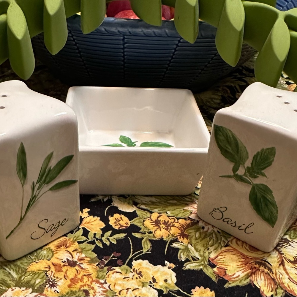 Salt and pepper shaker and small dip bowl set. Basil and Sage